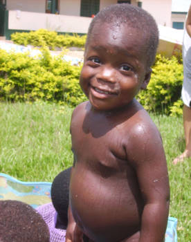 Ghana - Water in Afrika, hoe simpel is een kind gelukkig?!