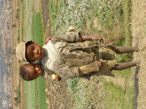 Madagaskar - Kind met kind...