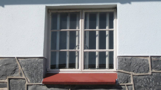 Robbeneiland - Raam van de cel van Nelson Mandela