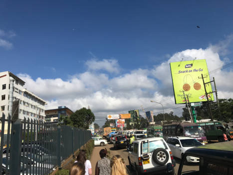 Nairobi - Verkeer in Kenya... Chaos!