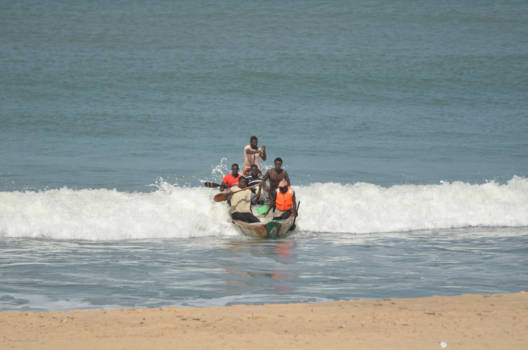 Gambia - Alles nog met mankracht