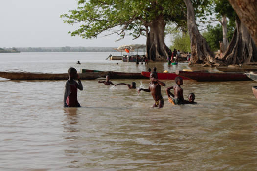 Gambia - Plezier in de Gambiarivier
