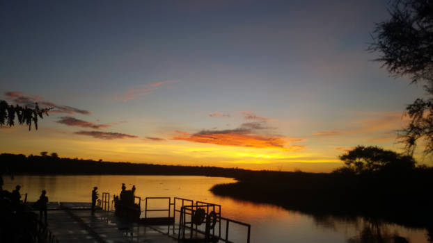 Murchison Falls national park - zonsopkomst bij de Nijl