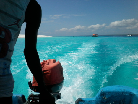 Stranden van Zanzibar - snorkelen bij het eiland van Bill Gates