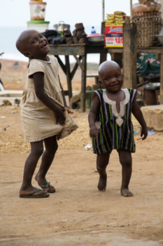 Accra - Smiling in the slums