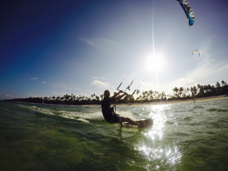 Stranden van Zanzibar - Low wind sunset kitesession @ Zanzibar