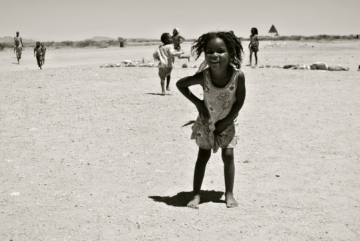 Namibië - Children having fun