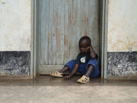 Malawi - Lonely in a Malawi village