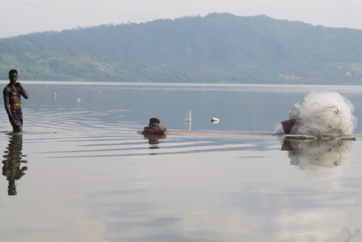 Ghana - Lake Bosomtwe