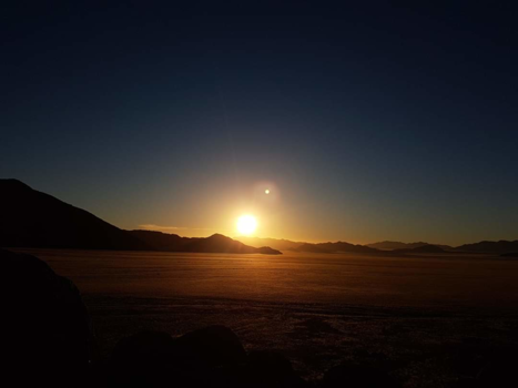 Namib-woestijn - De nacht valt over de Namib woestijn