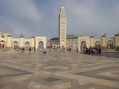 Rondreis Marokko koningssteden en zandduinen - De Hassan II moskee in Cassablanca.