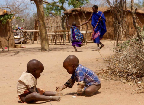 Kenia - Dansen en spelen