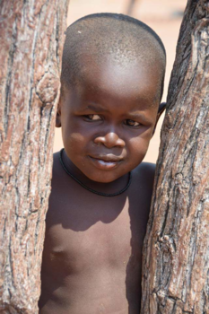 Namibië - Verlegen jongetje