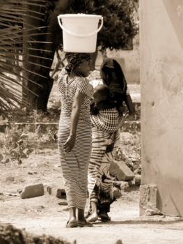 Gambia - Get drinking water