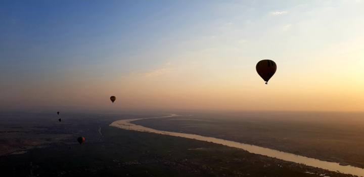 Egypte - Een droomvlucht......samen in een luchtballon de zon zien opkomen in Egypte.