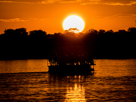 Botswana - Samen naar de zonsondergang kijken