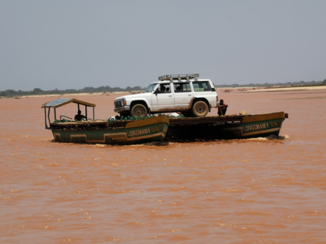 Madagaskar - Even met de Ferry