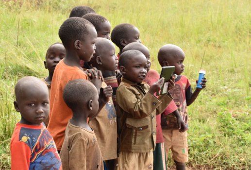 Oeganda - Kinderen van de Karamojong in Oeganda.