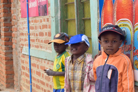 Tanzania - Coloured Caps