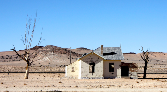 Lüderitz en Kolmanskop - “Wag vir die trein naar nerns”