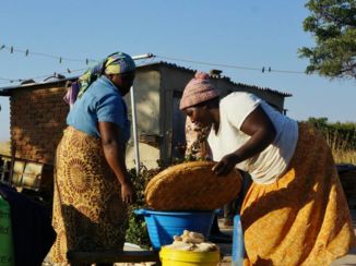 Harare - Bezoek aan Norton Village