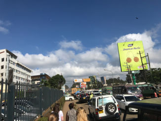 Nairobi - Verkeer in Kenya... Chaos!