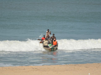 Gambia - Alles nog met mankracht