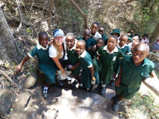 Victoria Falls (Zimbabwe) - Op de foto met de schoolkinderen uit Zimbabwe