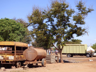 Kenia - dorpscentrum Mtito Andei