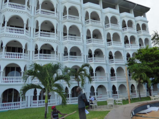 Kenia - vanuit de tuin