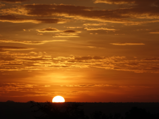 Oeganda - zonsondergang aan de nijl
